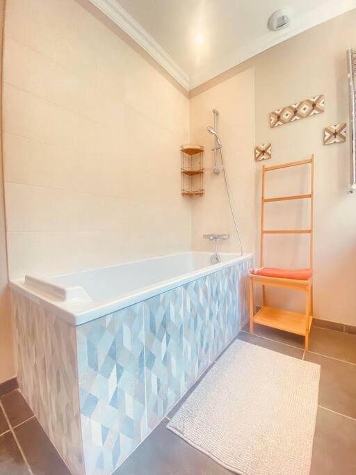 Cocon Familial Apartment Laon Ngoại thất bức ảnh