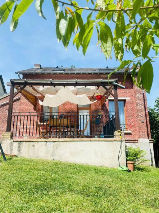 Cocon Familial Apartment Laon Ngoại thất bức ảnh