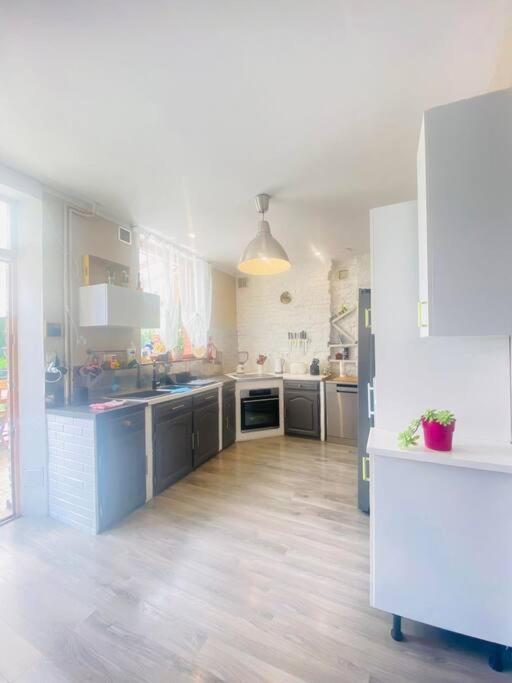 Cocon Familial Apartment Laon Ngoại thất bức ảnh