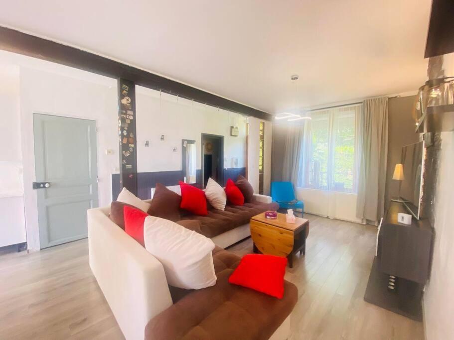 Cocon Familial Apartment Laon Ngoại thất bức ảnh